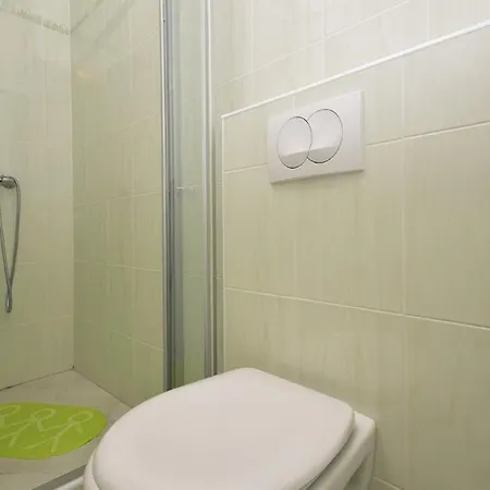 Appartamento In With Balcony, Air Conditioning, Wifi, Washing Machine 685-1 Zaton (Zadar)