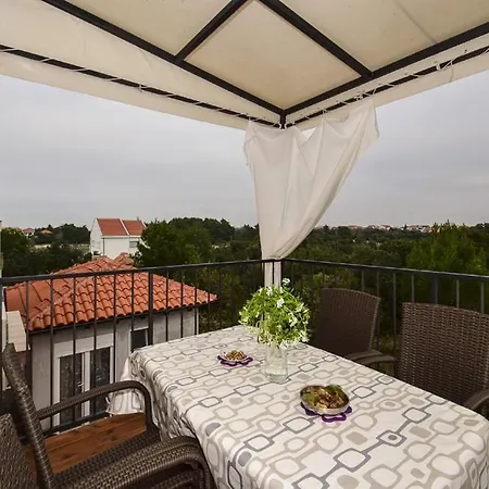 Appartamento In With Balcony, Air Conditioning, Wifi, Washing Machine 685-1 *